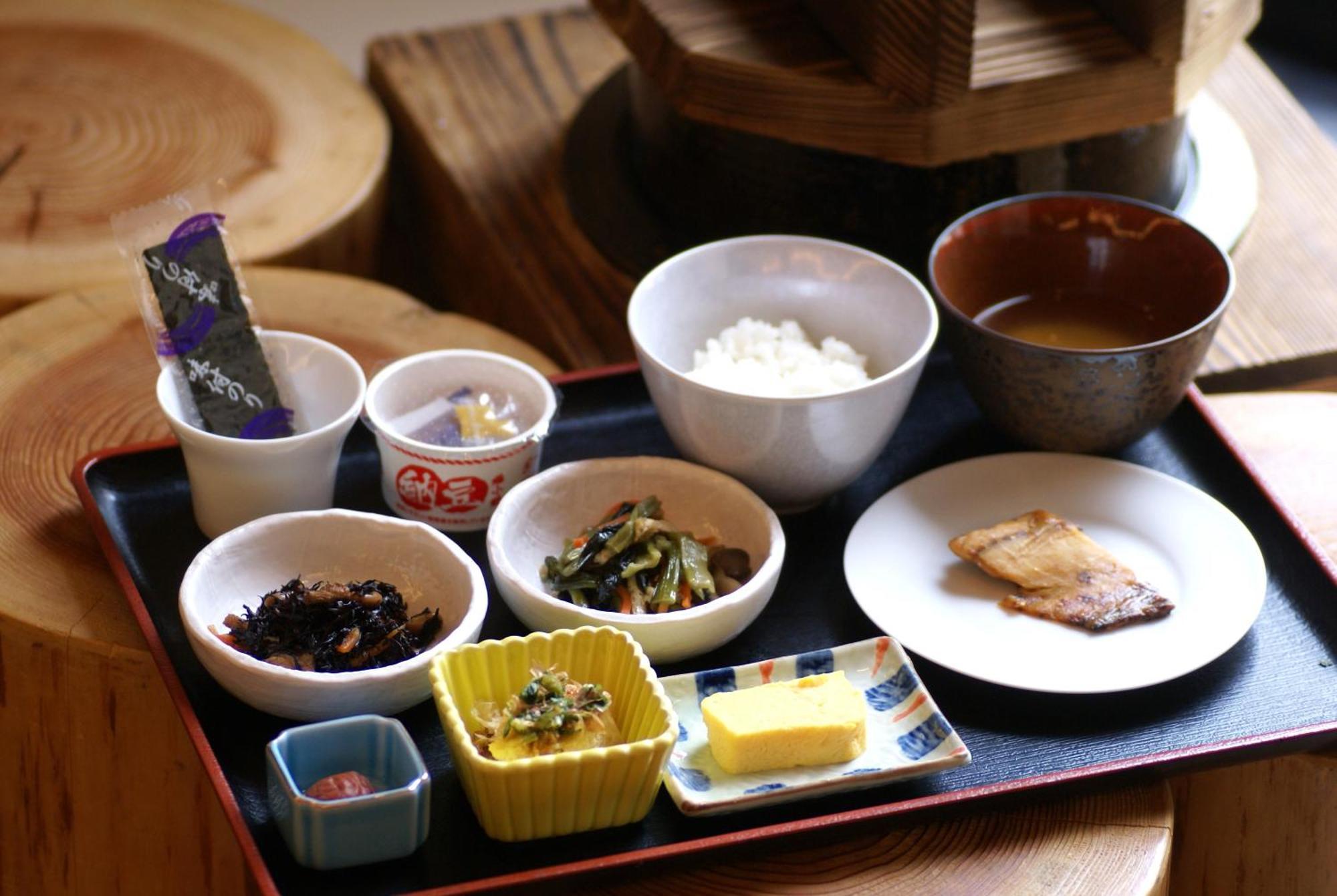 Court Hotel Niigata Kültér fotó