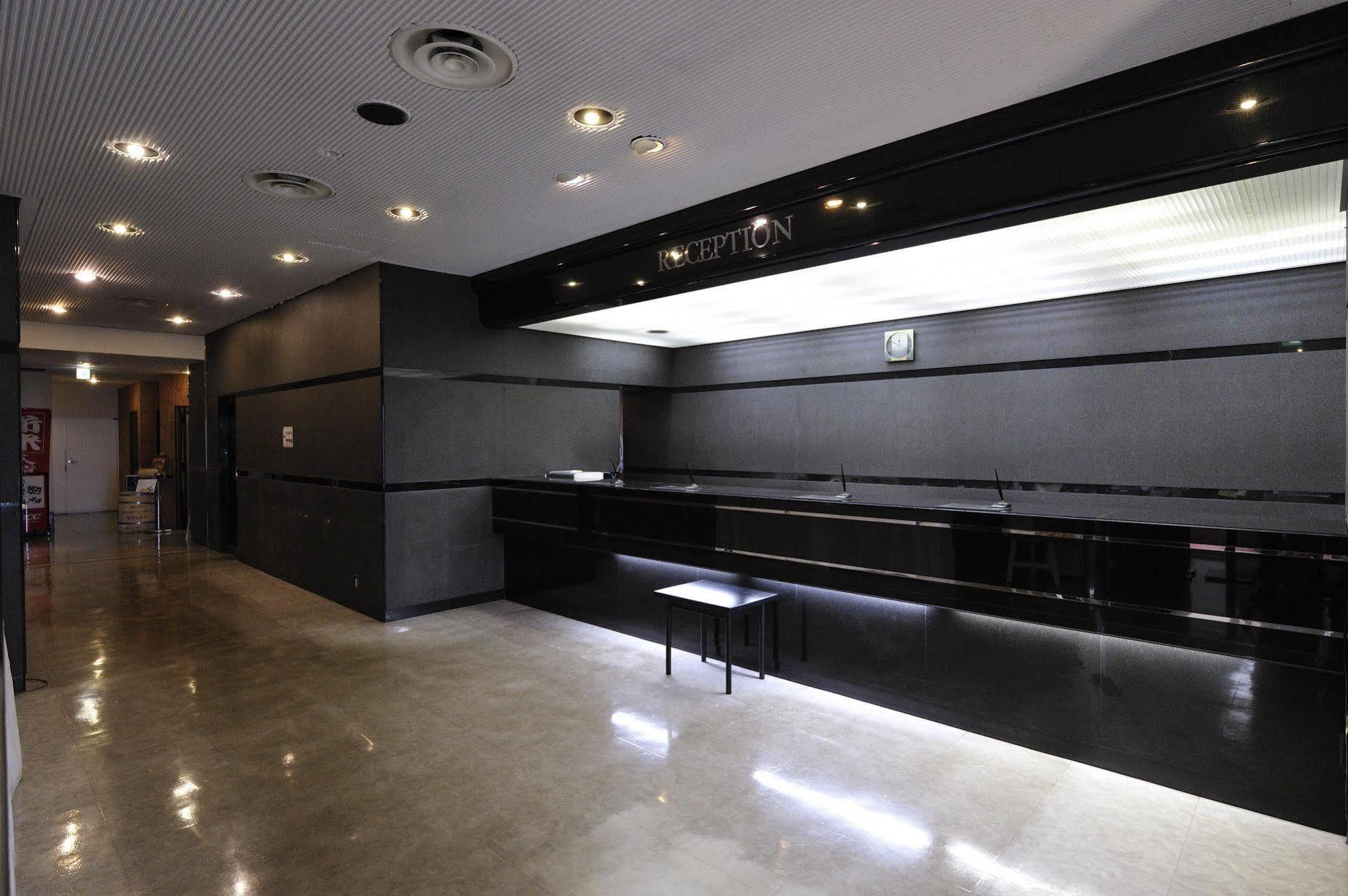 Court Hotel Niigata Kültér fotó